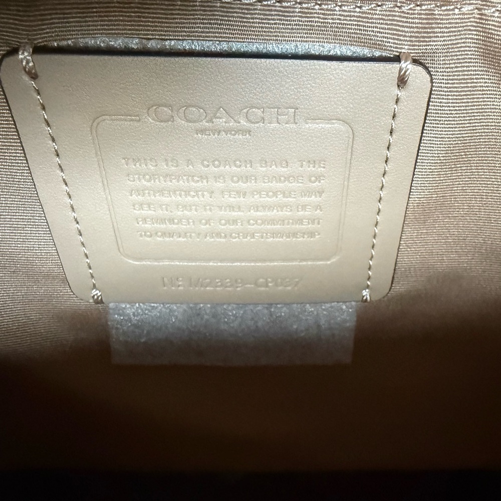 Coach Thea Tote Bag white/silver 14-15 inches laptop CP037-1 NWT - Picture 4 of 16